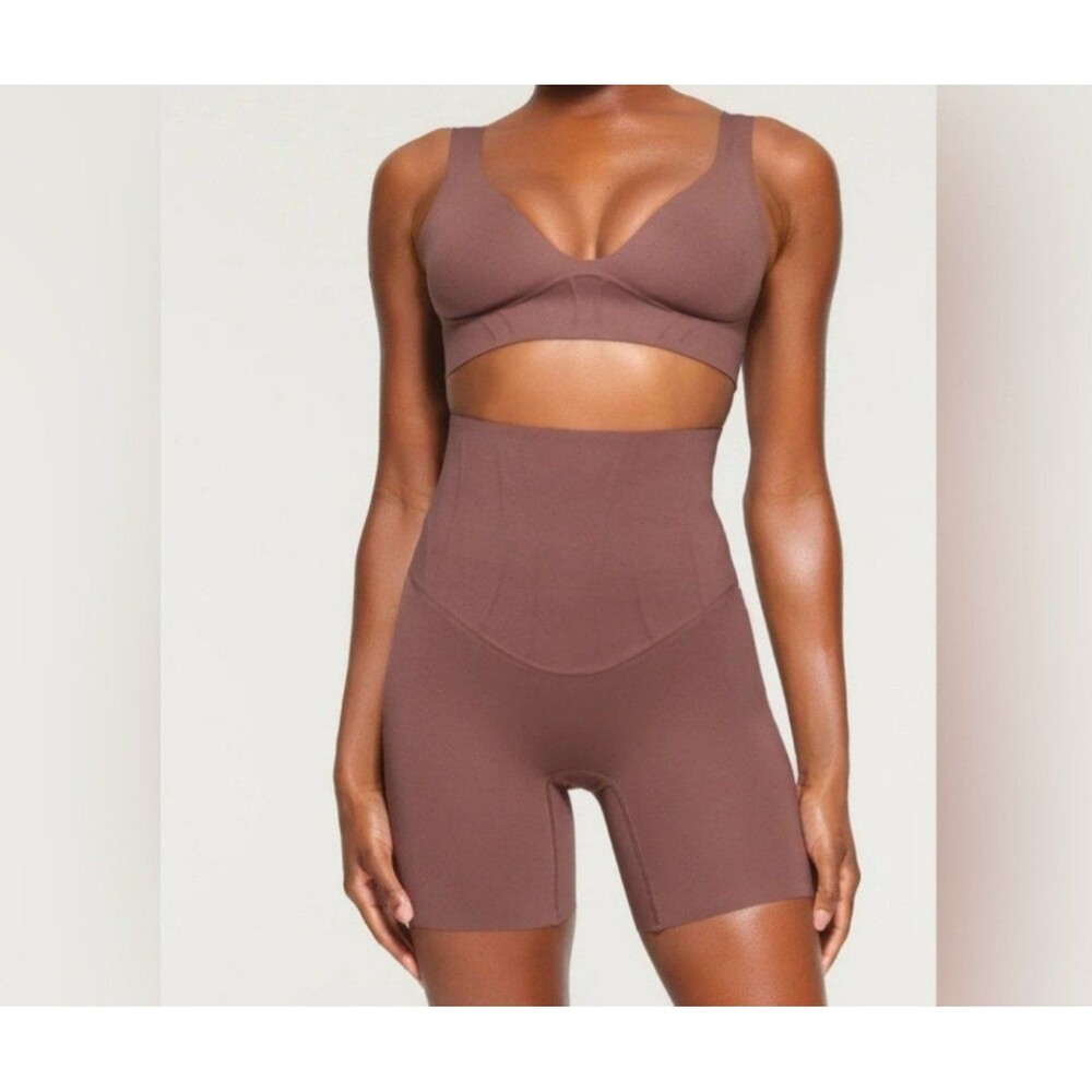 SKIMS BONDED CORSET SHORTS